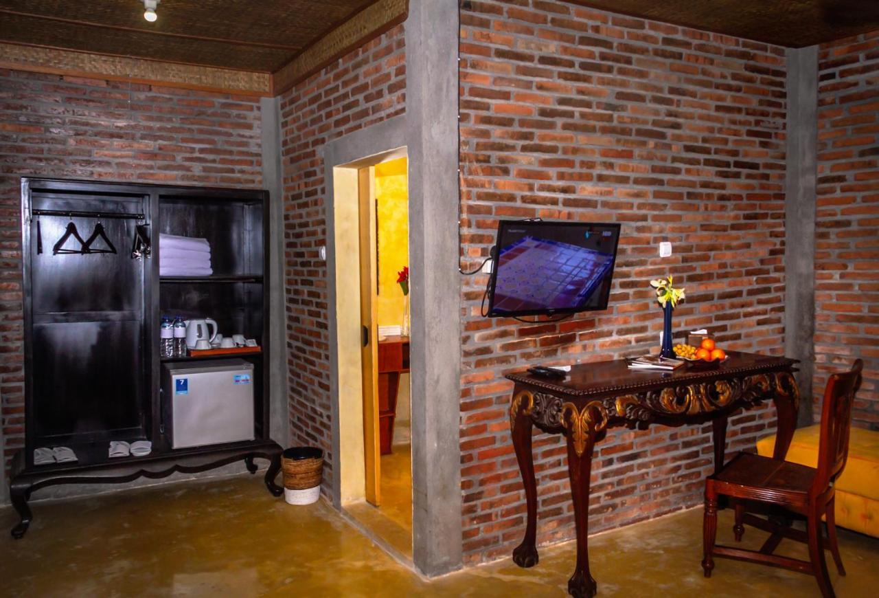 Gopalan Borobudur Hotel Magelang Exterior foto